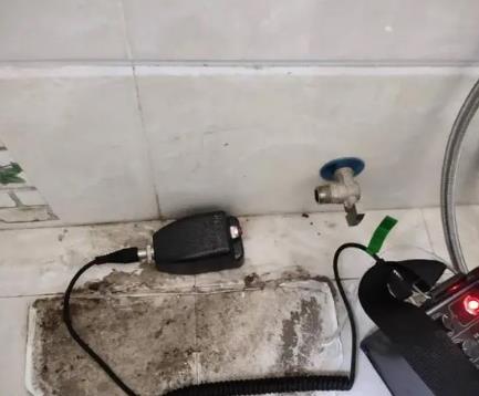古田屋顶漏水维修公司分享下卫生间漏水的危害及解决方法